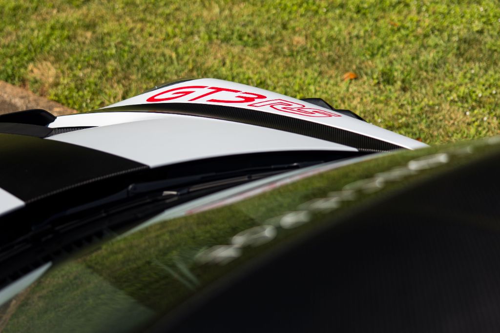 2024 Porsche 911 - $459,990