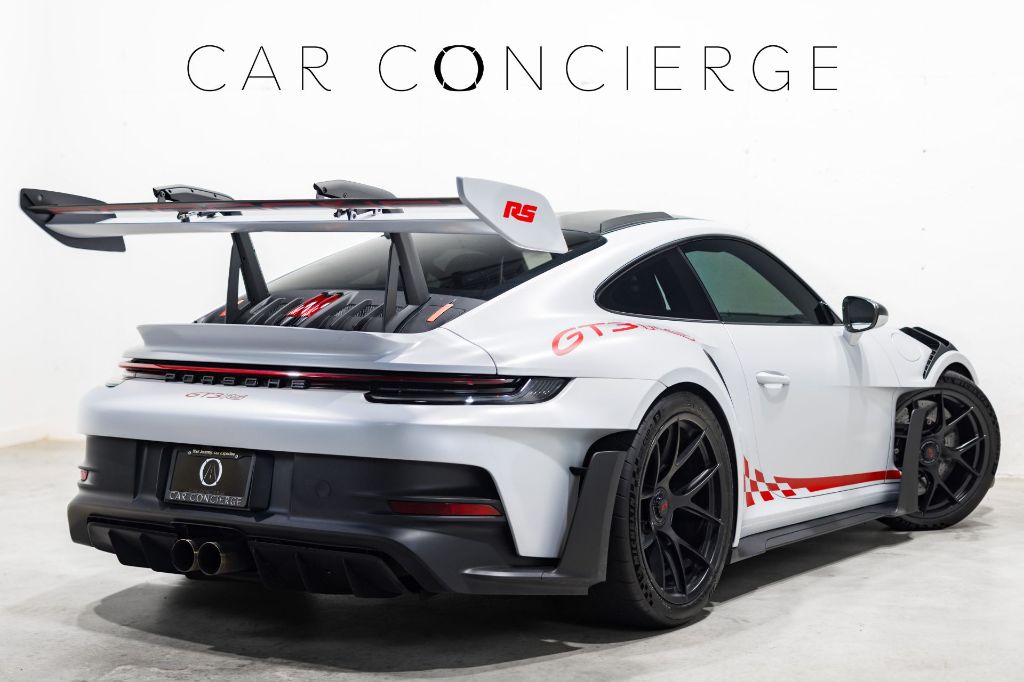 2024 Porsche 911 - $459,990