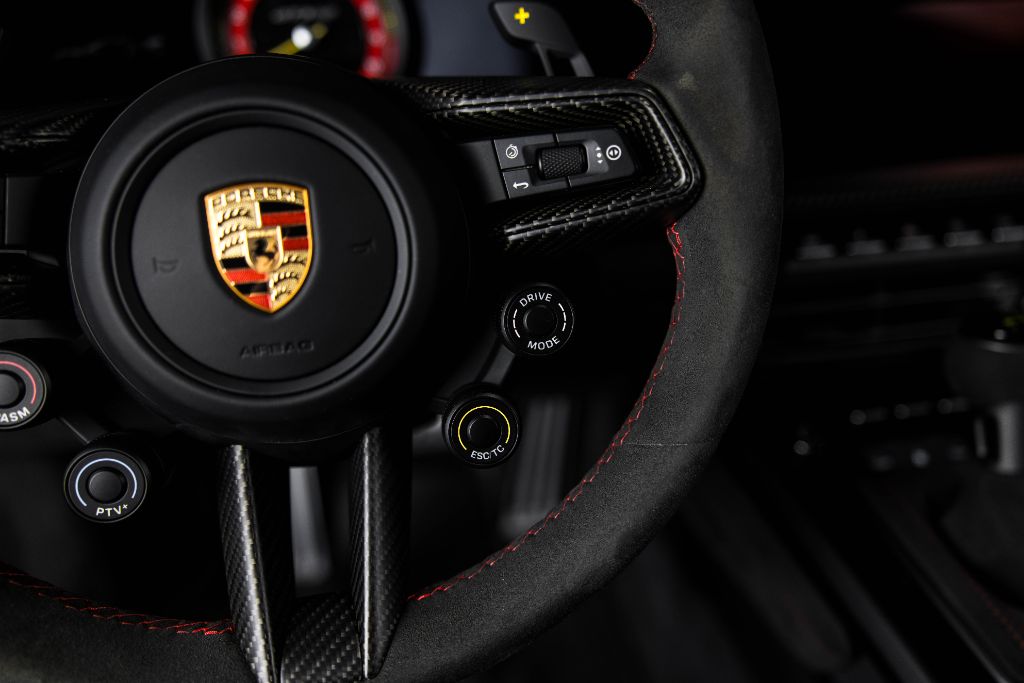 2024 Porsche 911 - $459,990
