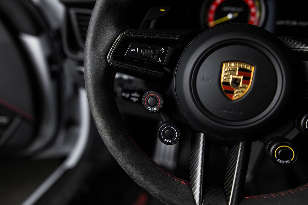 2024 Porsche 911 - $459,990