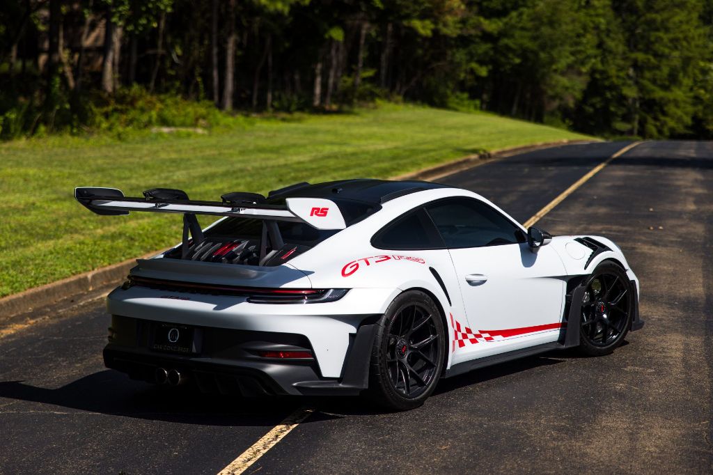 2024 Porsche 911 - $459,990