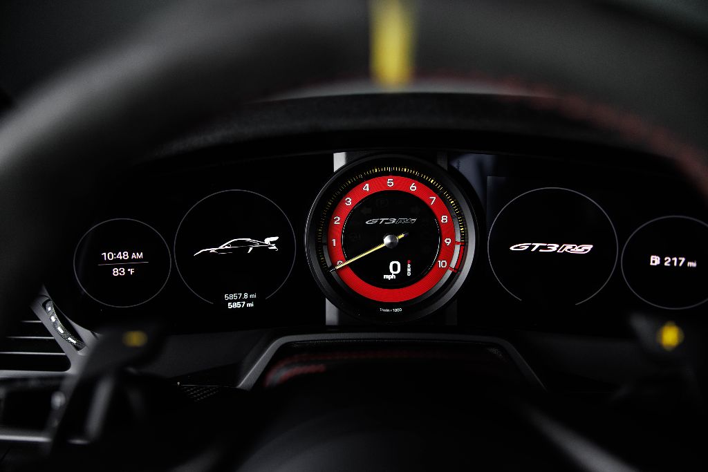 2024 Porsche 911 - $459,990