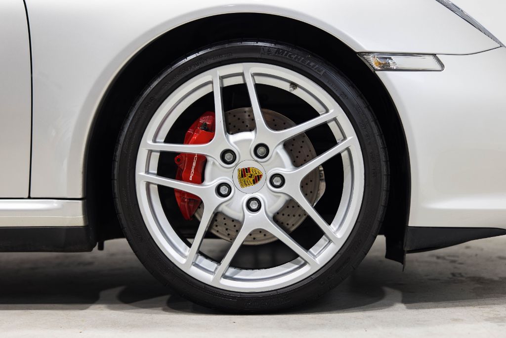 2009 Porsche 911 - $87,990