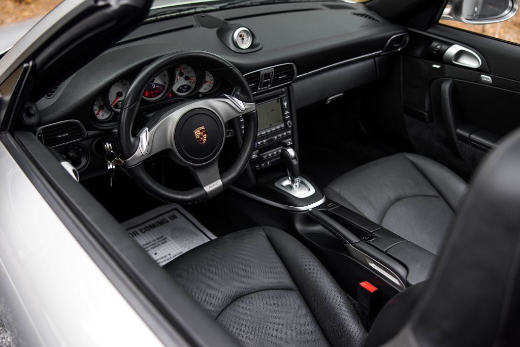 2009 Porsche 911 - $87,990