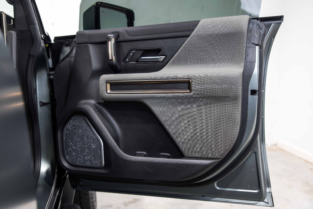 2024 GMC Hummer Ev Suv - $61,990