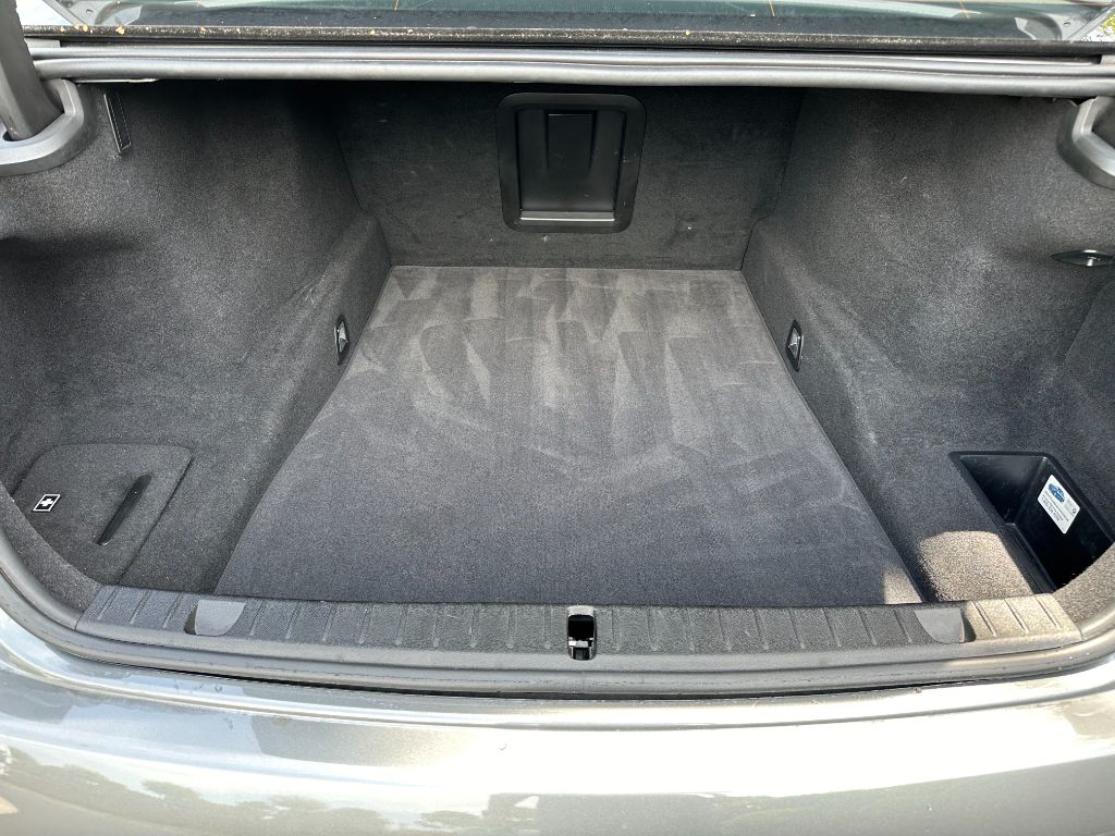 2018 BMW 7-Series 750i photo