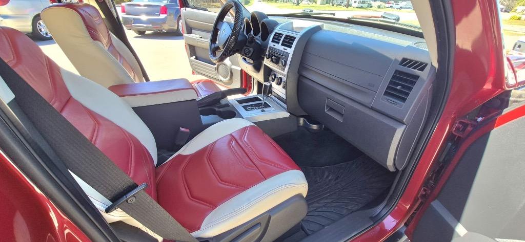 2011 Dodge Nitro Heat photo
