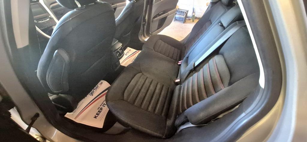 2015 Ford Fusion SE photo