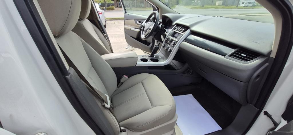 2013 Ford Edge SE photo