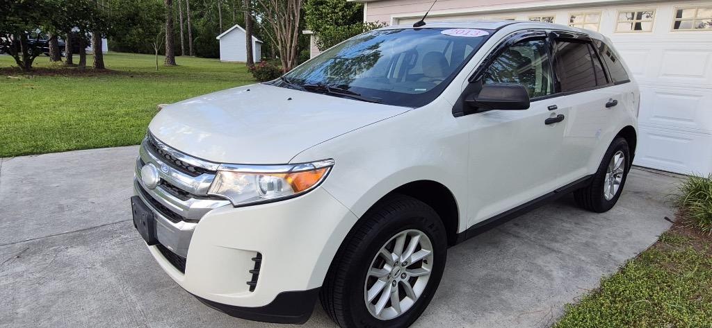 2013 Ford Edge SE photo