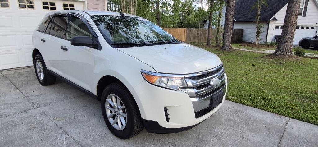 2013 Ford Edge SE photo