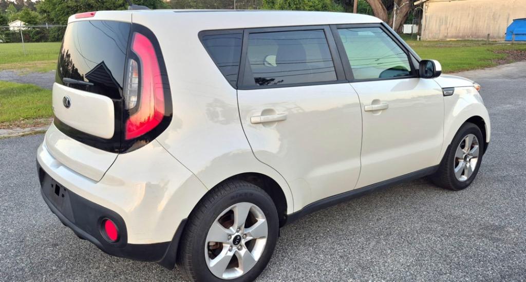 2017 Kia Soul photo