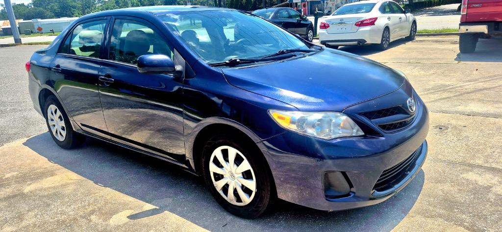 2013 Toyota Corolla - $5,900