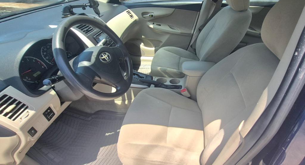 2013 Toyota Corolla - $5,900