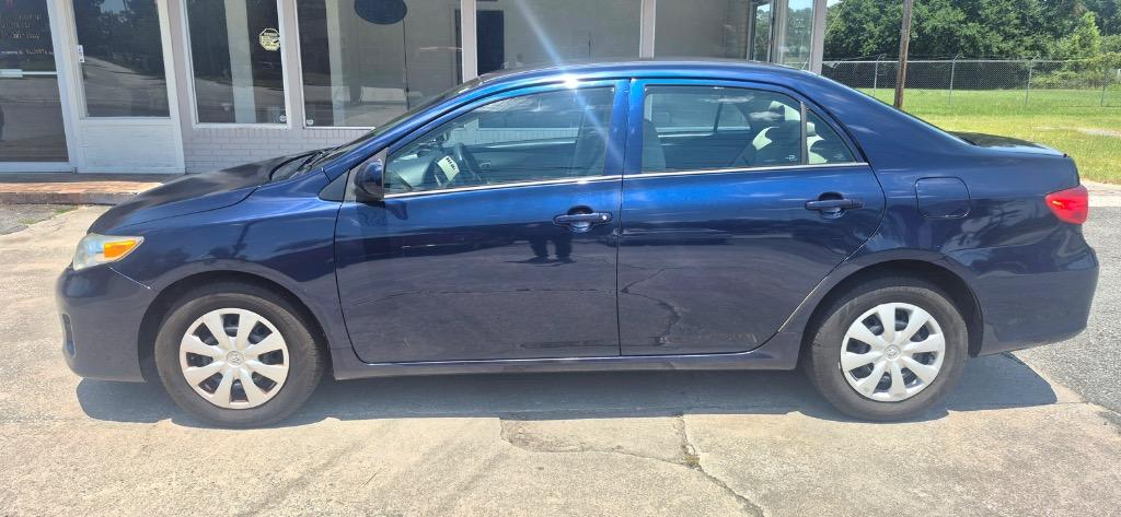 2013 Toyota Corolla - $5,900