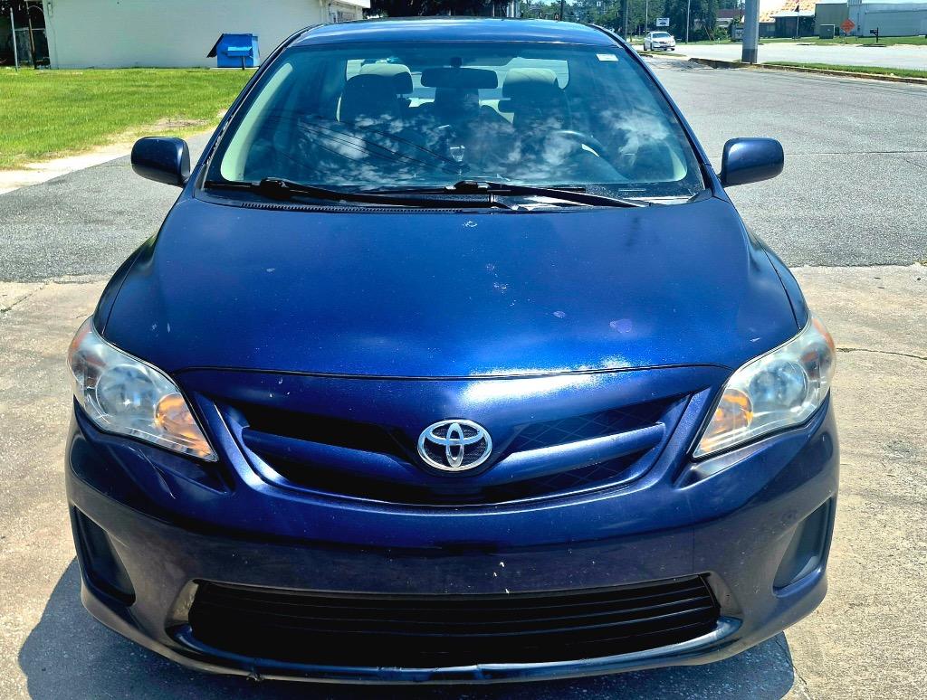 2013 Toyota Corolla - $5,900