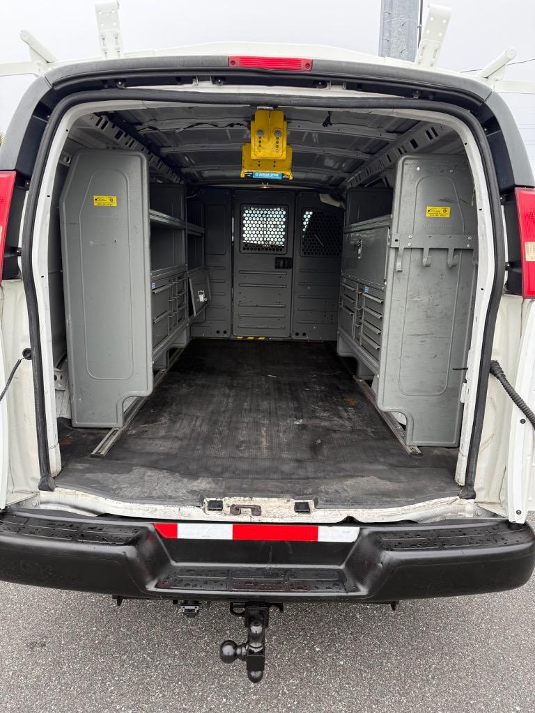 2011 Chevrolet Express 3500 3500 photo