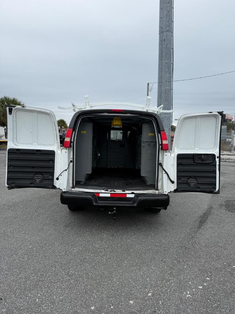 2011 Chevrolet Express 3500 3500 photo