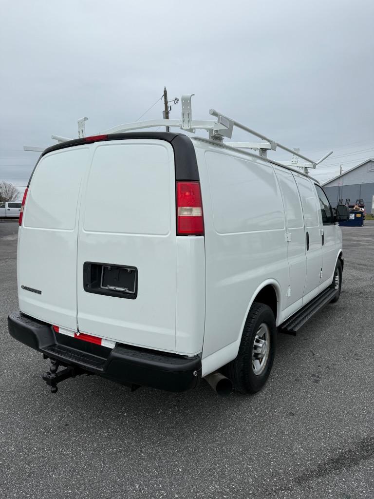 2011 Chevrolet Express 3500 3500 photo