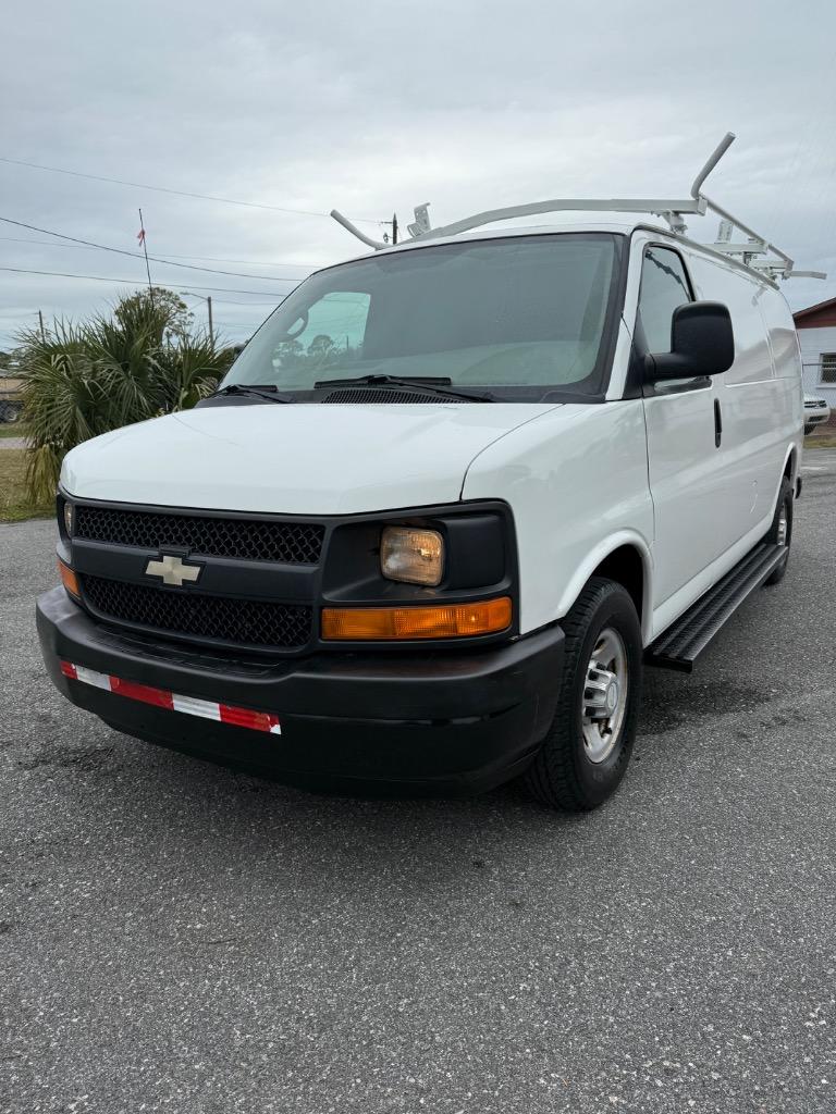 2011 Chevrolet Express 3500 3500 photo
