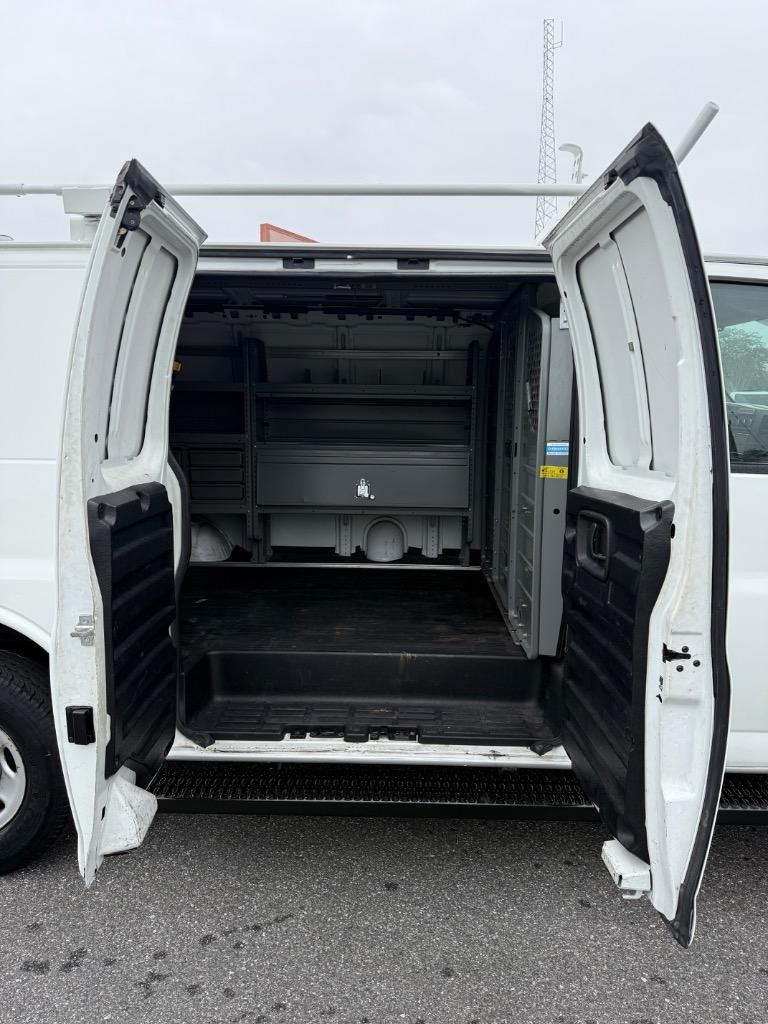 2011 Chevrolet Express 3500 3500 photo