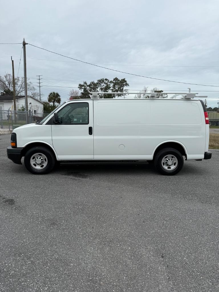 2011 Chevrolet Express 3500 3500 photo