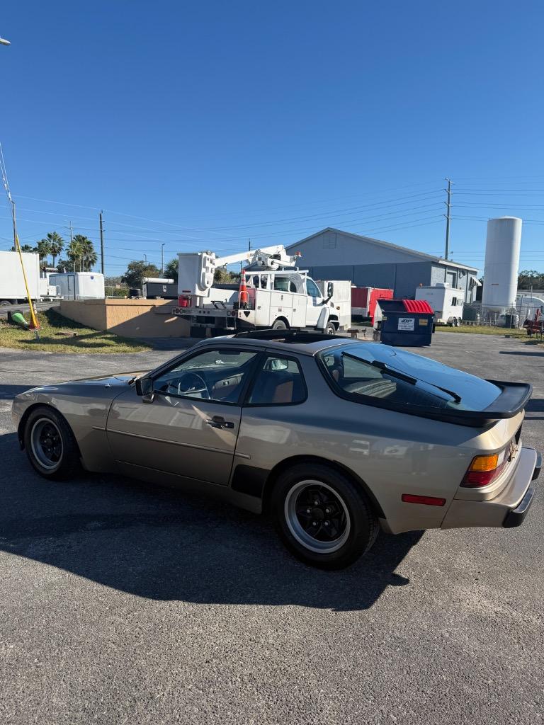 1983 Porsche 944 - $15,000