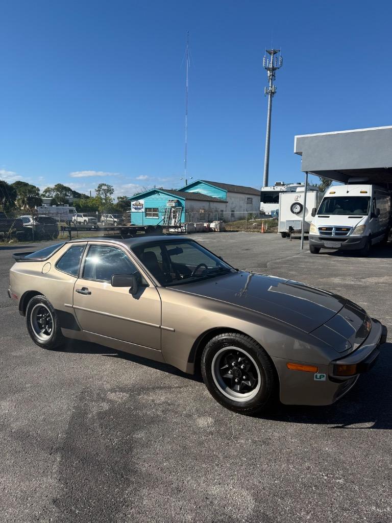 1983 Porsche 944 - $15,000