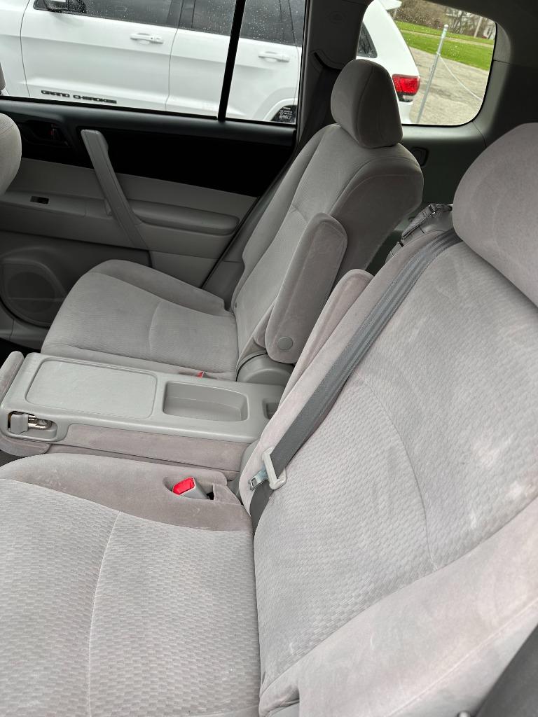 2010 Toyota Highlander photo