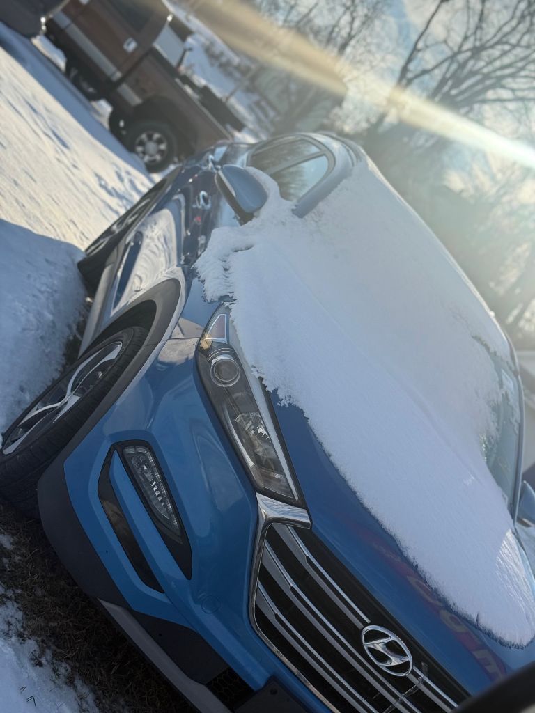 2017 Hyundai Tucson - $11,000