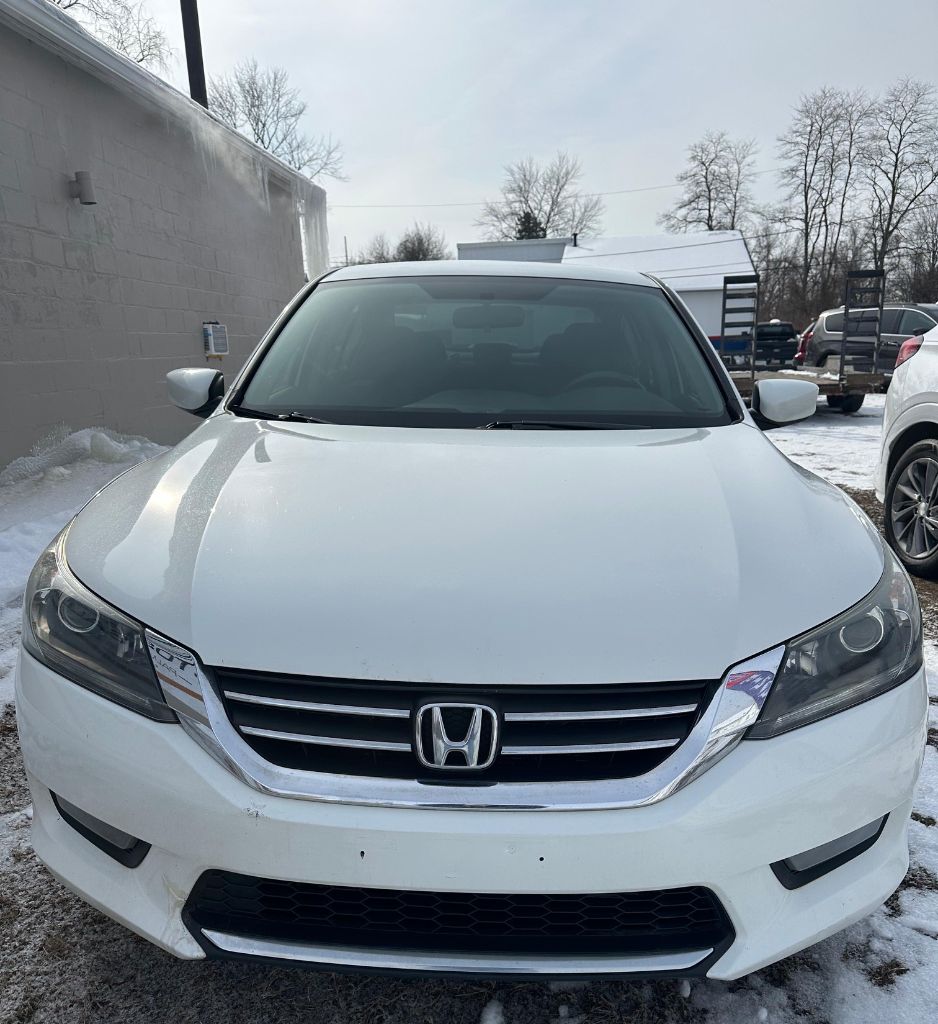 2015 Honda Accord - $10,500