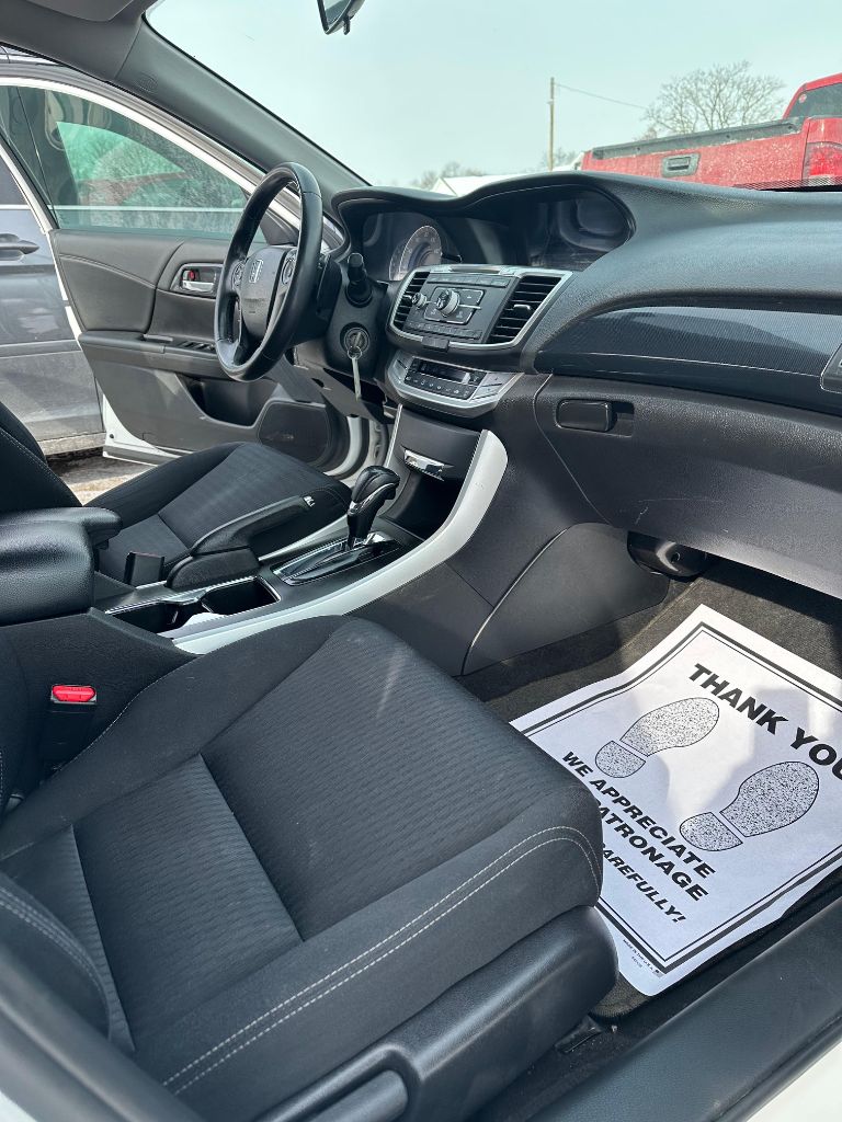2015 Honda Accord - $10,500