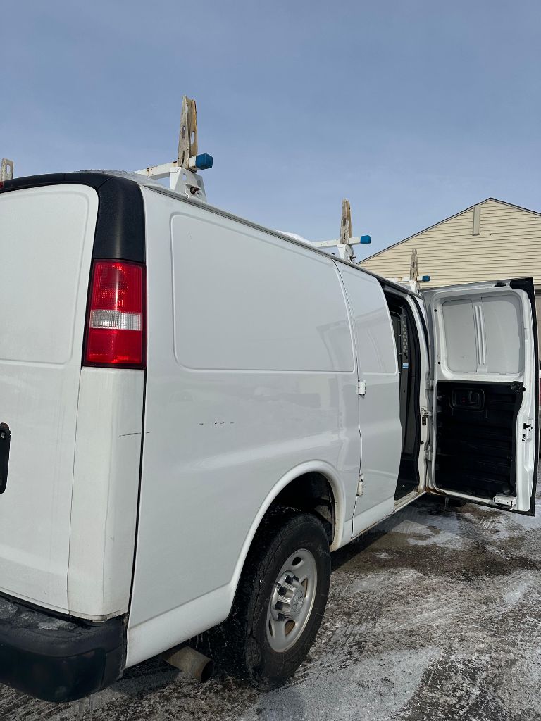 2017 Chevrolet Express - $6,000