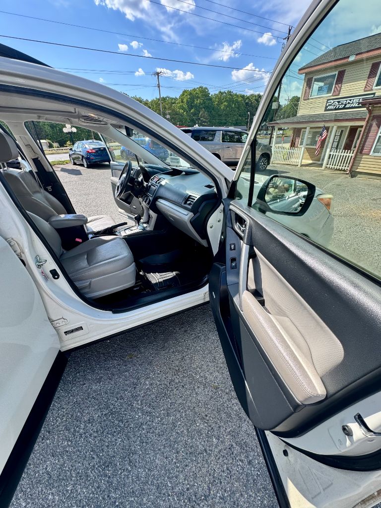 2015 Subaru Forester - $8,995
