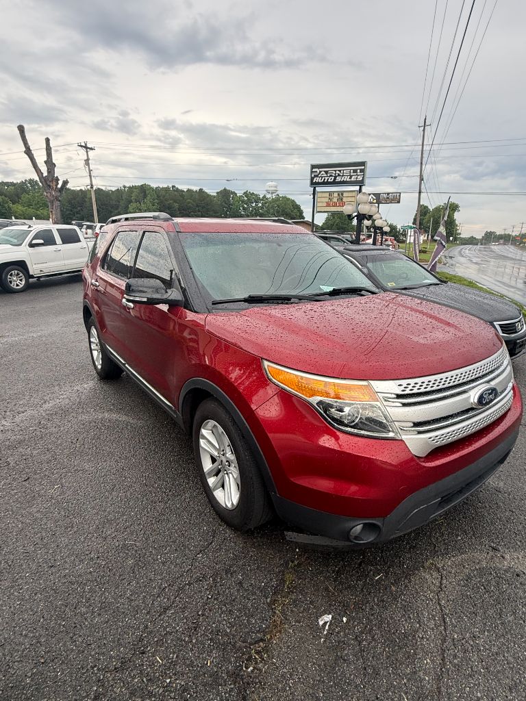 2014 Ford Explorer - $11,900