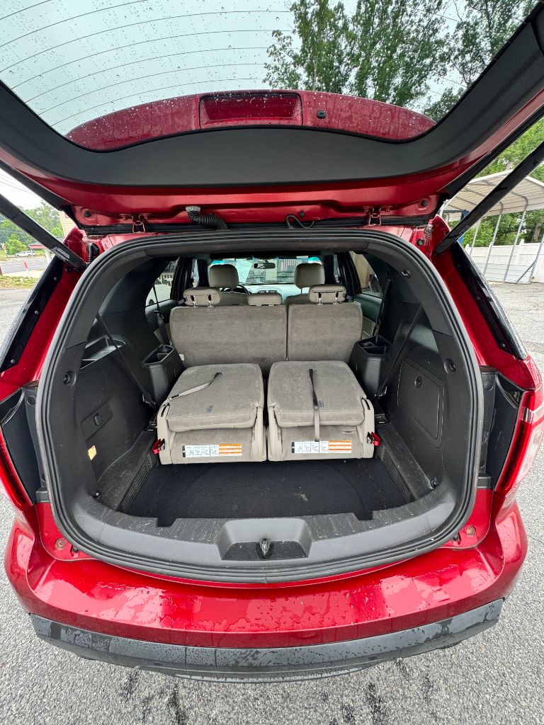 2014 Ford Explorer - $11,900