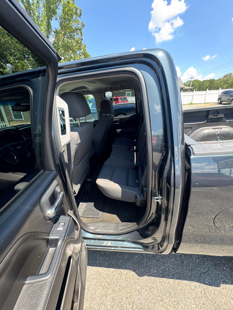 2017 Chevrolet Silverado - $16,995