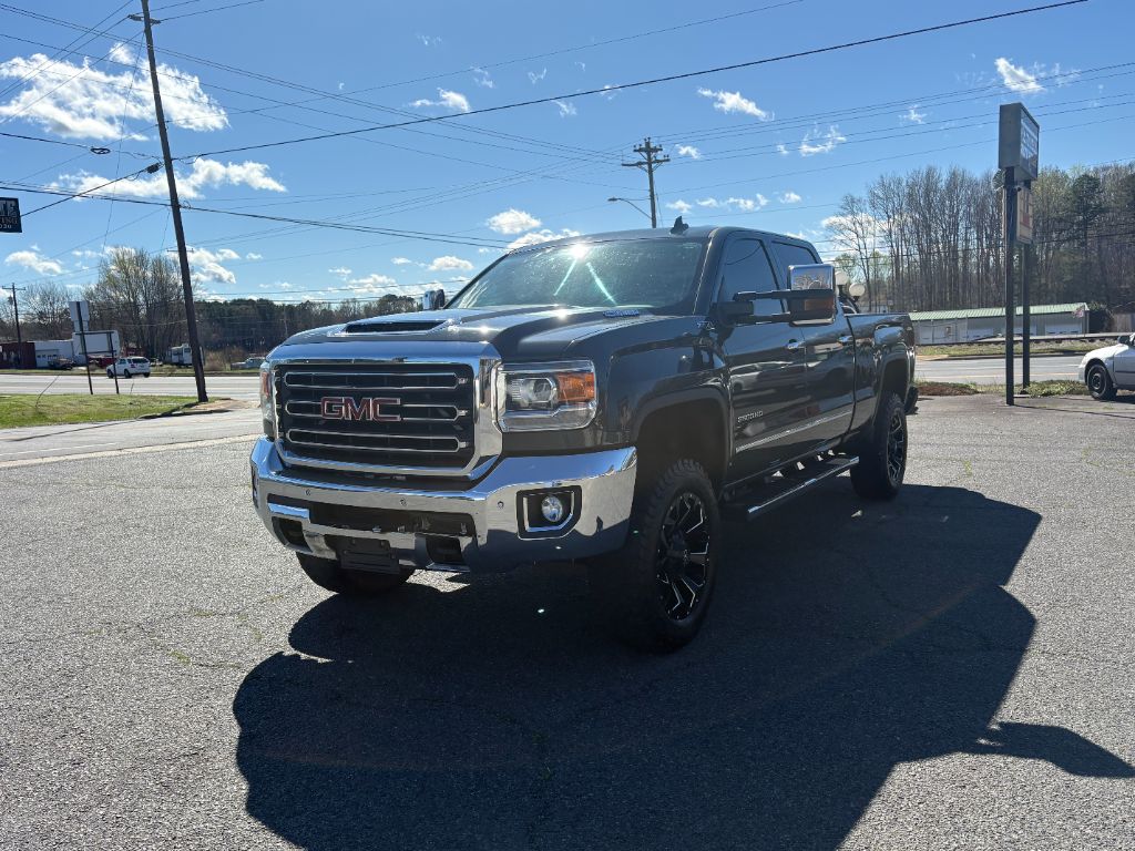 2018 GMC Sierra 2500 - $28,000