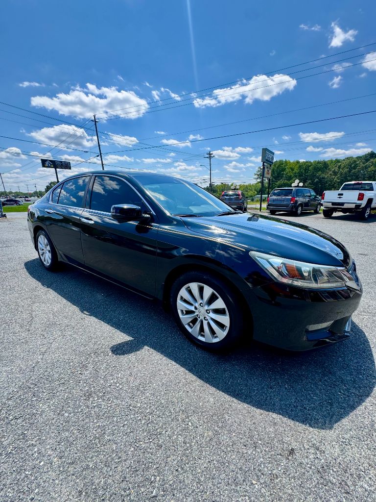 2015 Honda Accord - $9,999