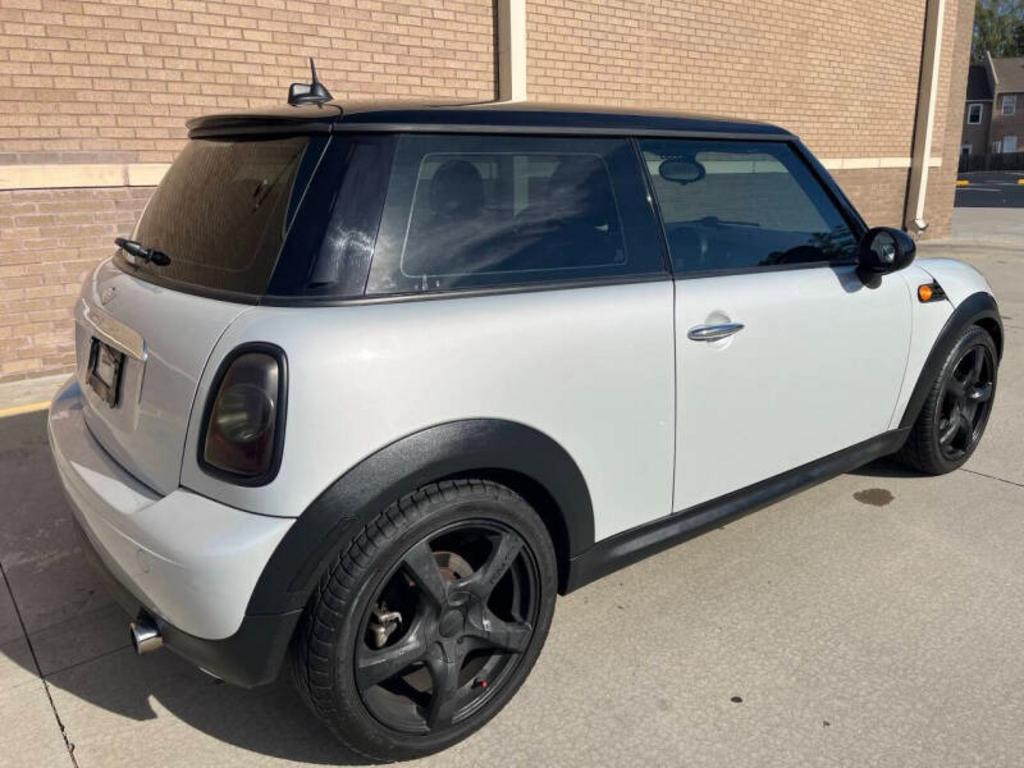 2012 MINI Hardtop - $4,800
