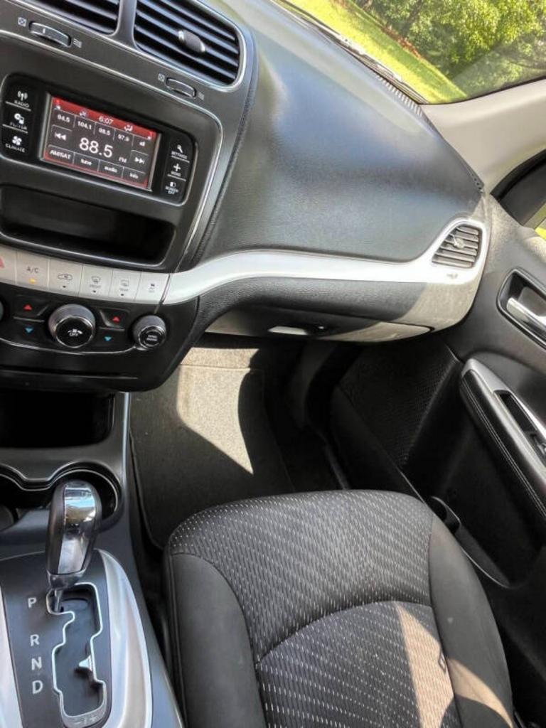 2019 Dodge Journey - $8,600