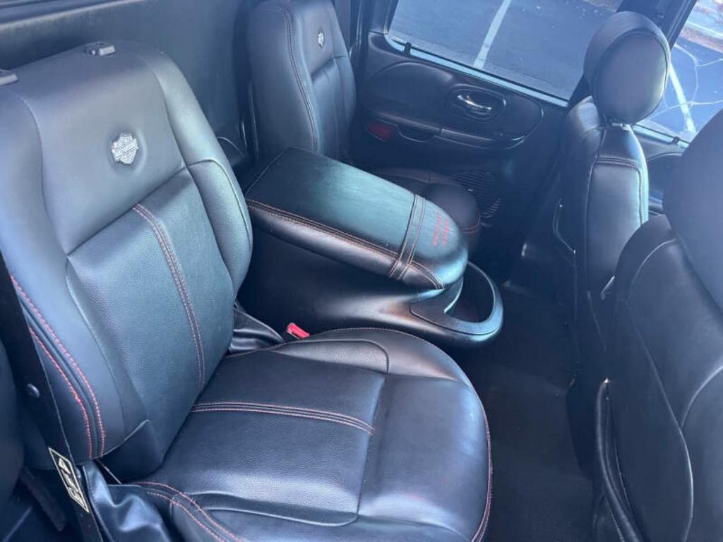 2001 Ford F-150 - $9,300