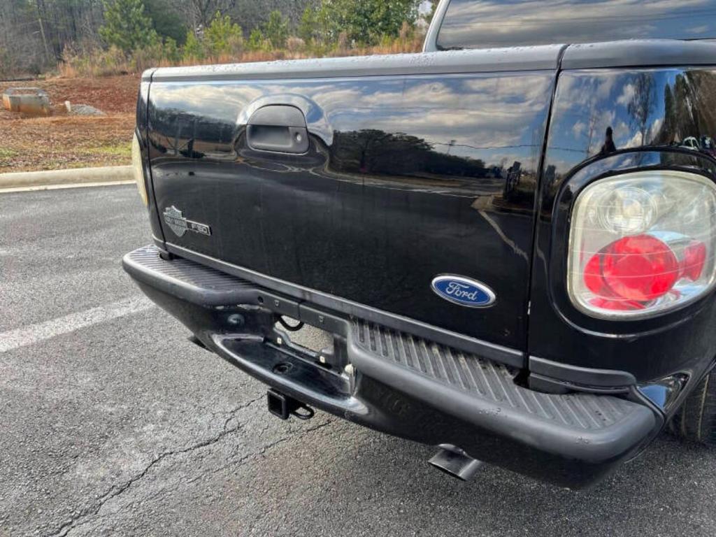 2001 Ford F-150 - $9,300