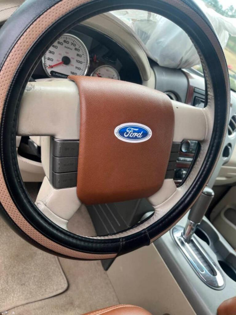 2005 Ford F-150 - $6,900