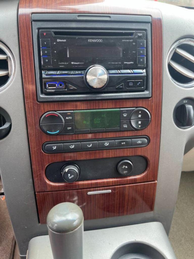 2005 Ford F-150 - $6,900