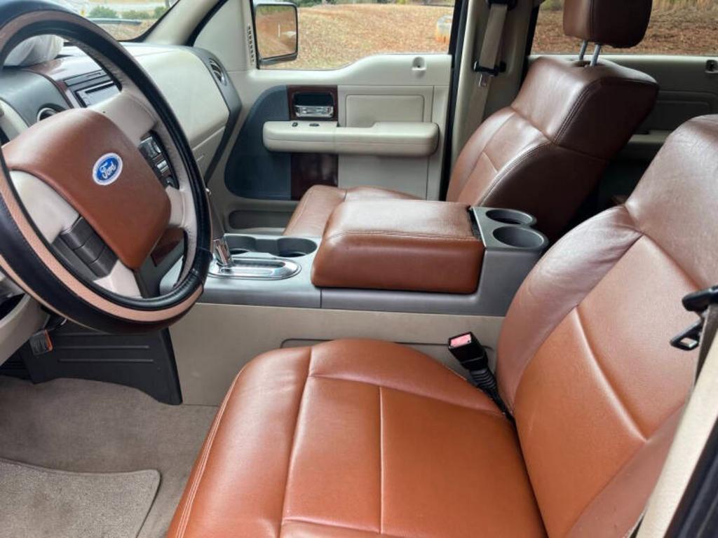 2005 Ford F-150 - $6,900