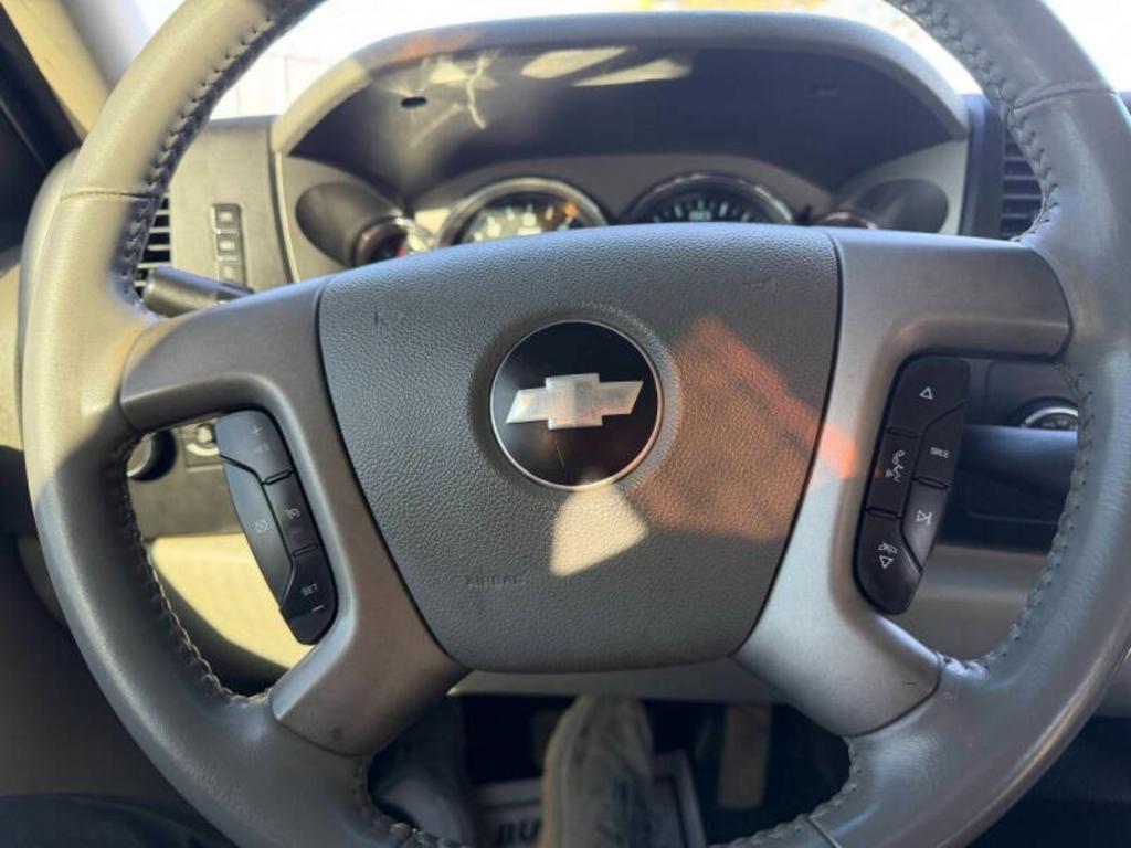 2013 Chevrolet Silverado 1500 - $8,900