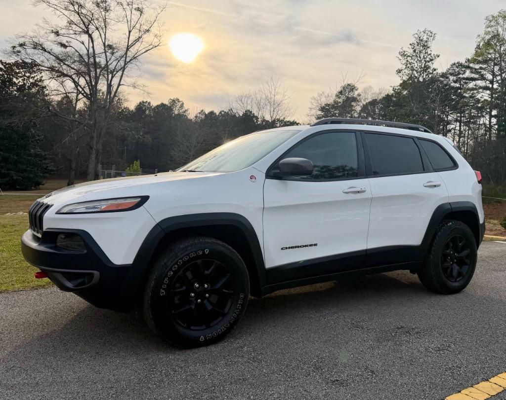 2016 Jeep Cherokee - $8,300