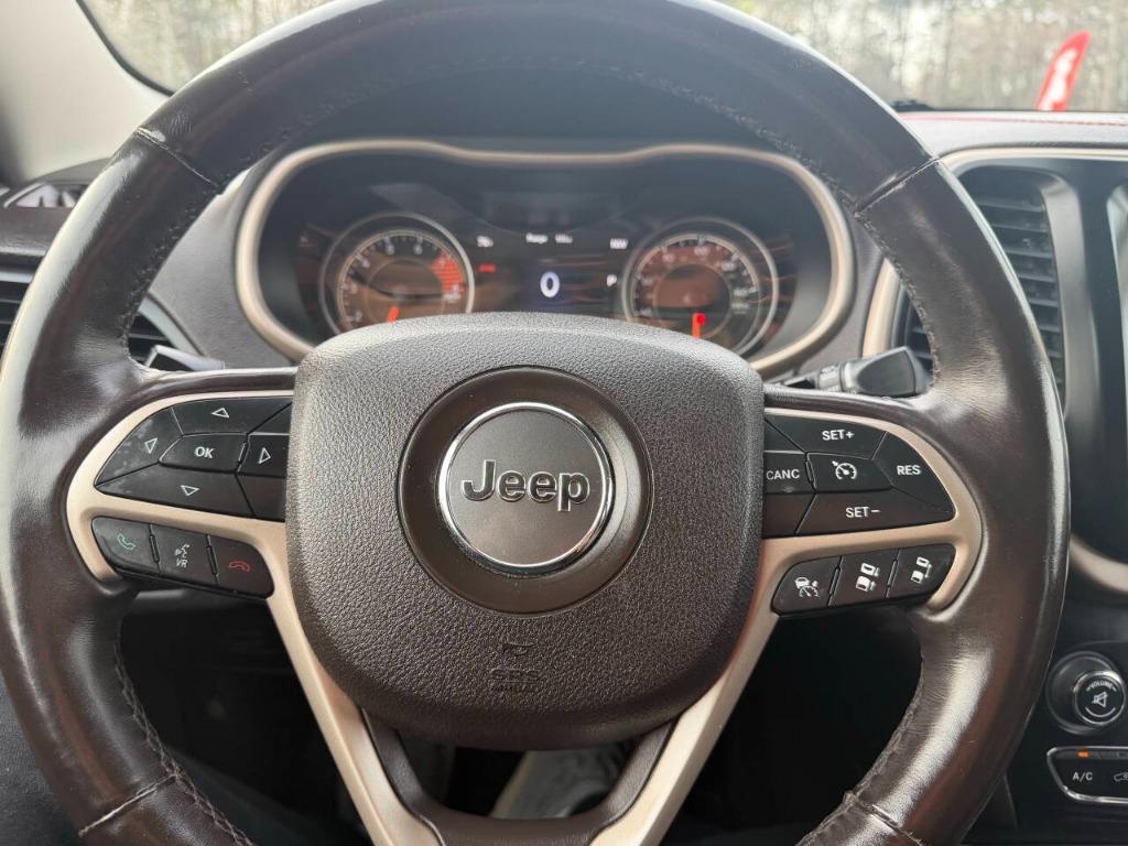 2016 Jeep Cherokee - $8,300