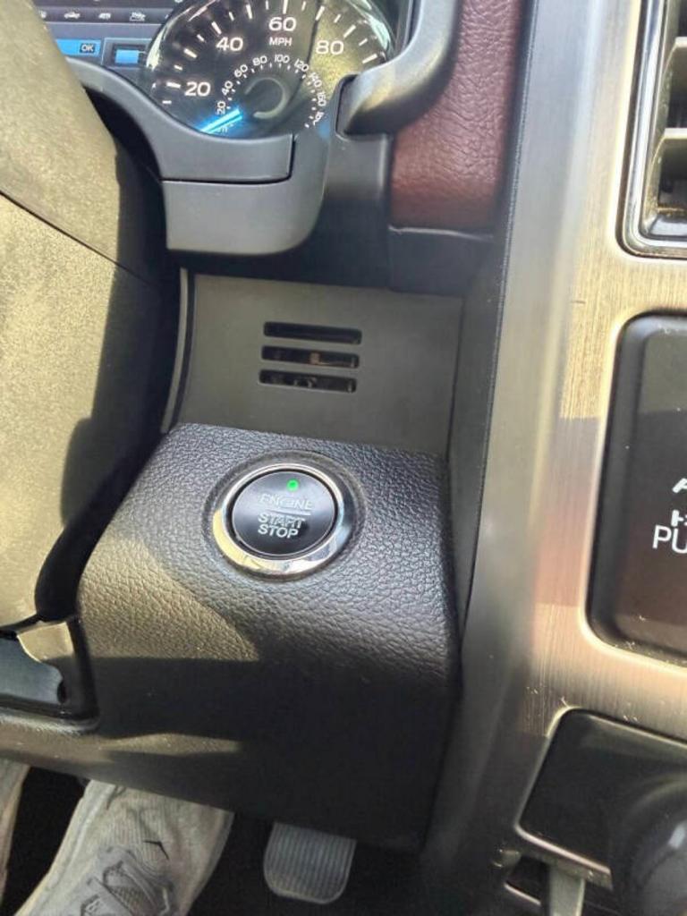 2019 Ford F-150 - $18,900